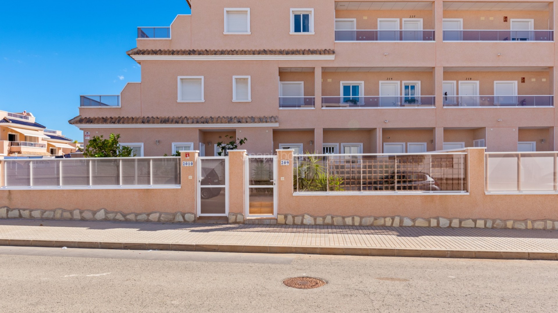 Resale - Apartment -
Torrevieja - Punta Prima