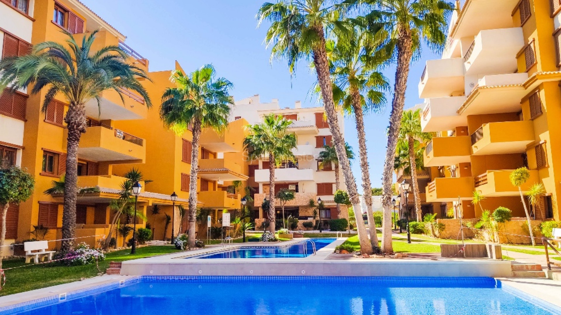 Alquiler a corto plazo - Apartamento -
Punta Prima