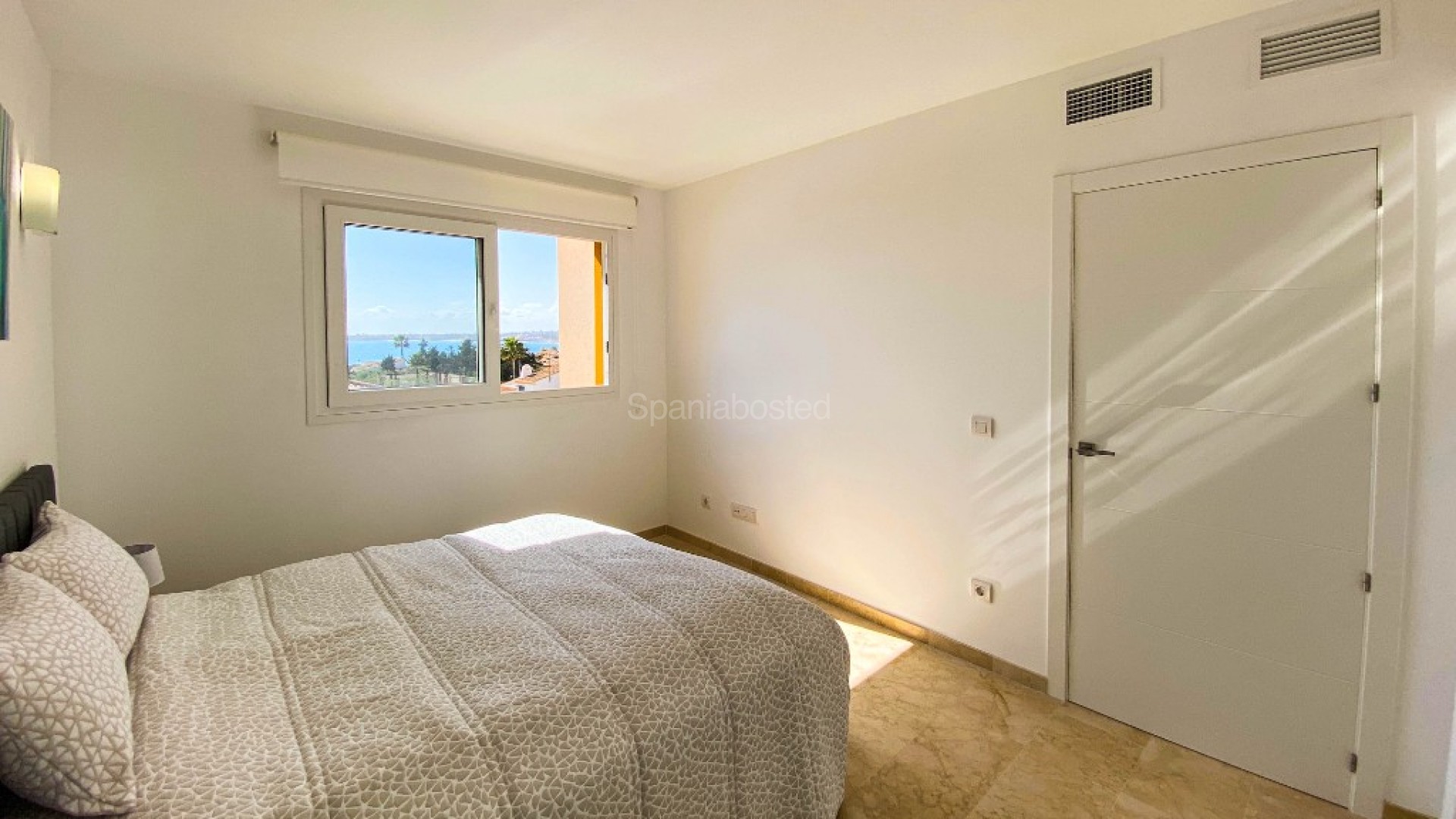 Alquiler a corto plazo - Apartamento -
Punta Prima