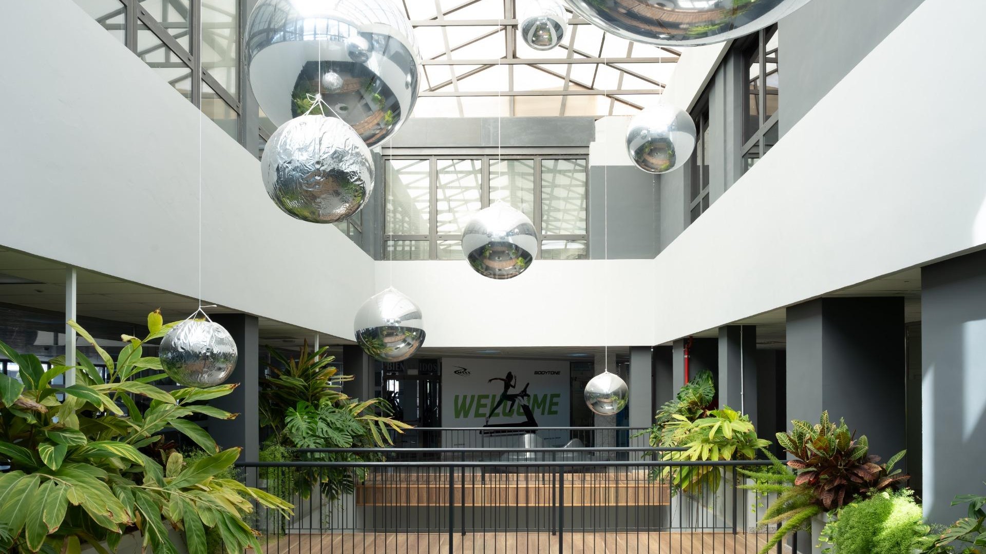 Alquiler a largo plazo - Local comercial -
Orihuela Costa - Playa Flamenca