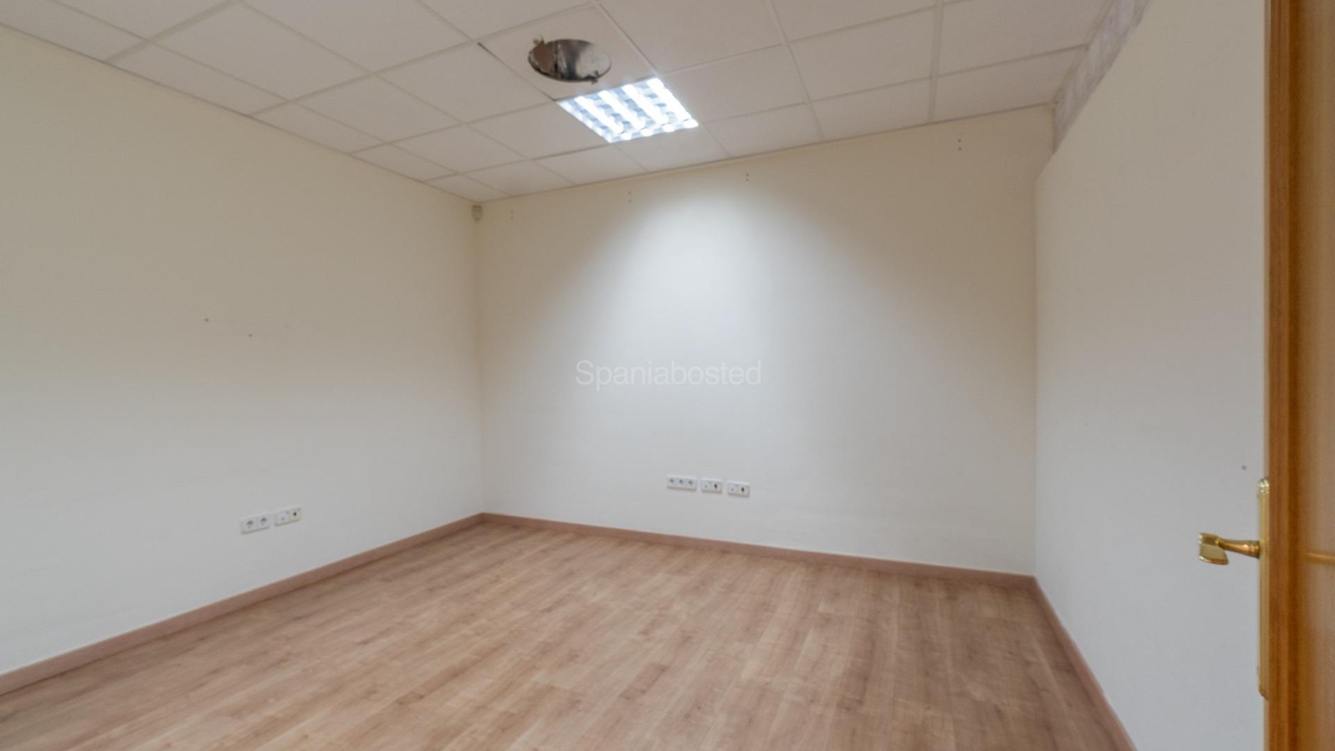 Alquiler a largo plazo - Local comercial -
Orihuela Costa - Playa Flamenca