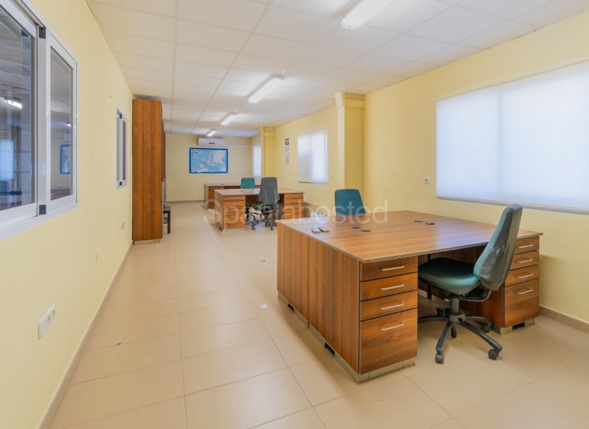 Alquiler a largo plazo - Nave industrial -
Pilar de la Horadada - Polígono industrial Cañada de Práez