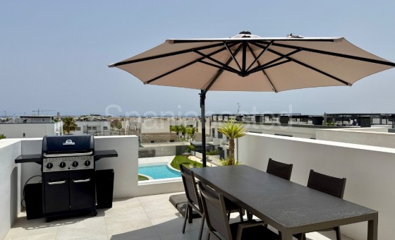 Apartamento - Segunda mano - Pilar de la Horadada - Mil Palmeras