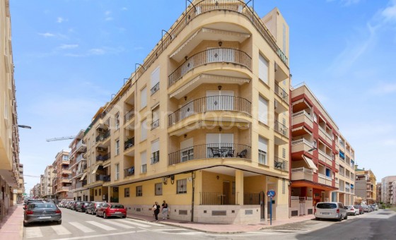 Apartment - Resale - Torrevieja - Estacion de autobuses