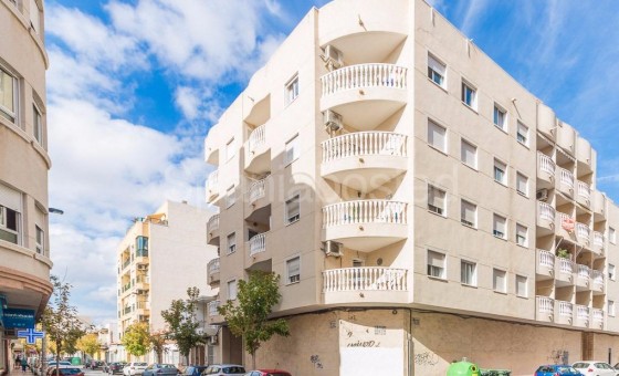 Apartment - Resale - Torrevieja -
                Torrevieja