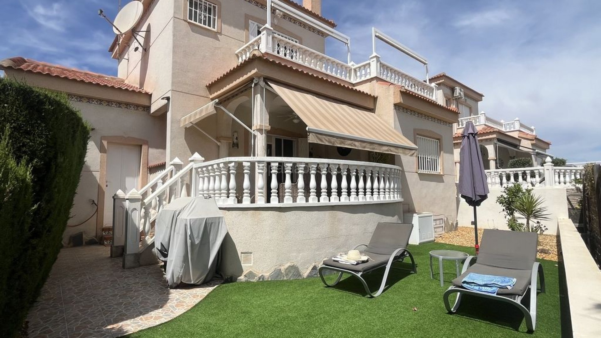 Bruktbolig -  -
Algorfa - Montemar