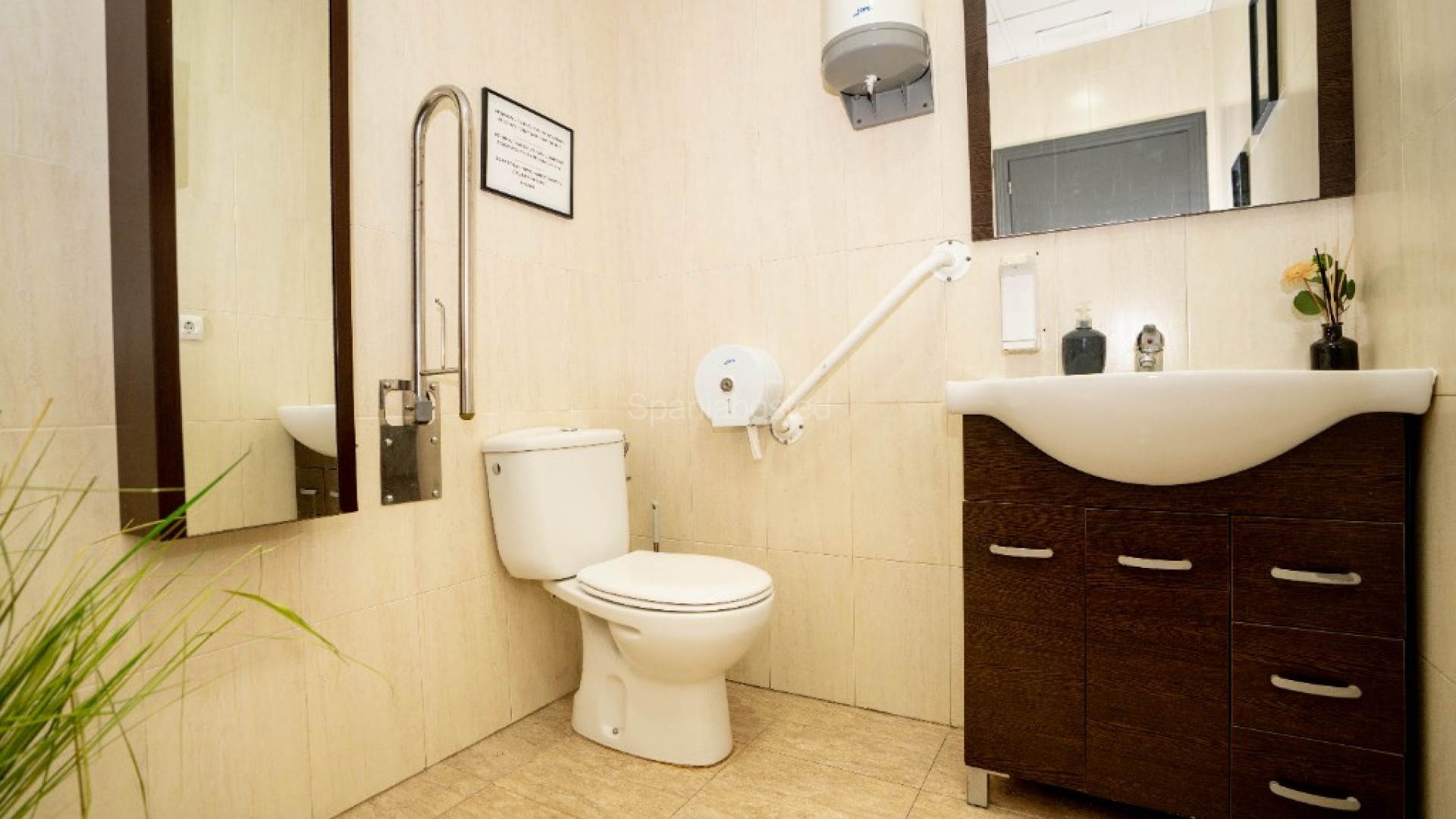 Bruktbolig - Kommersiell -
Torrevieja