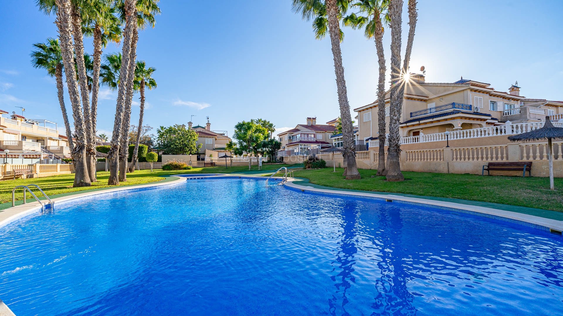 Bruktbolig -  -
Orihuela Costa - Playa Flamenca