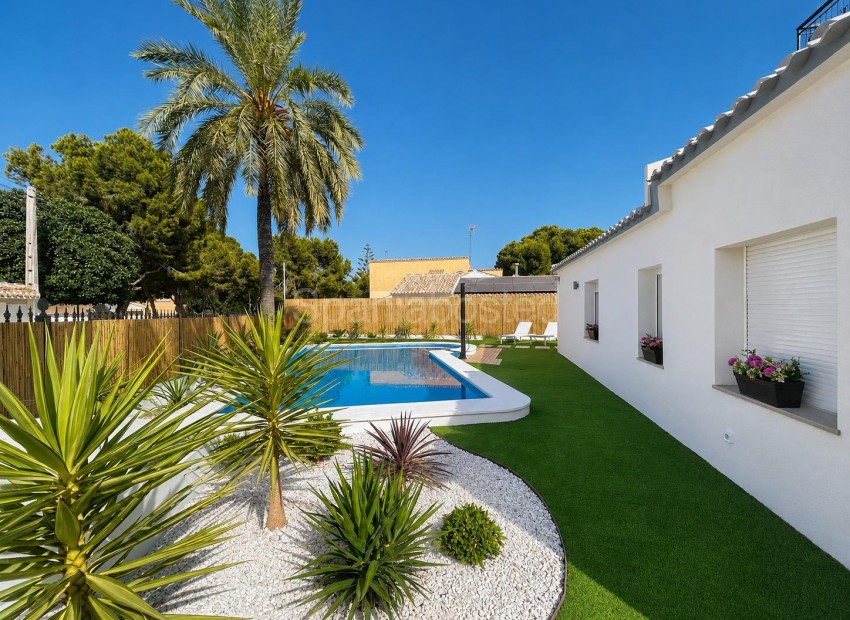 Bruktbolig -  -
Orihuela Costa - Punta Prima