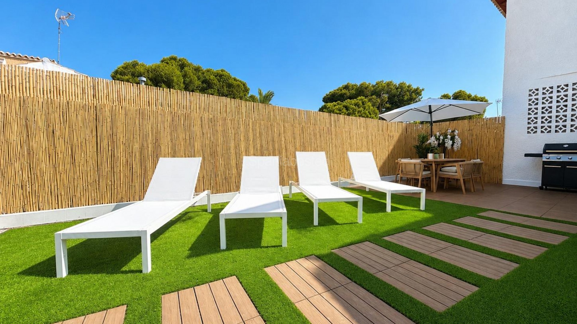 Bruktbolig -  -
Orihuela Costa - Punta Prima