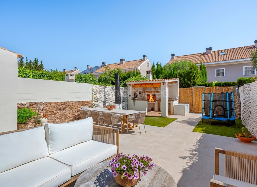 Bruktbolig - Rekkehus -
Alicante - Playa San Juan