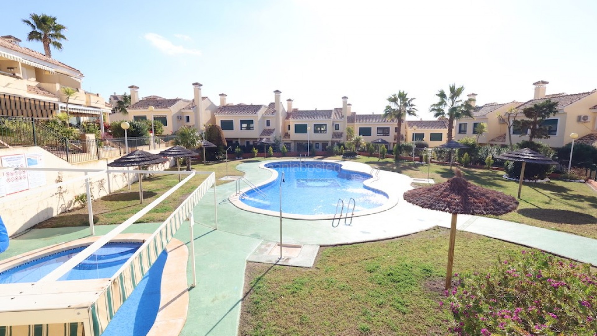 Bruktbolig - Rekkehus -
Campoamor