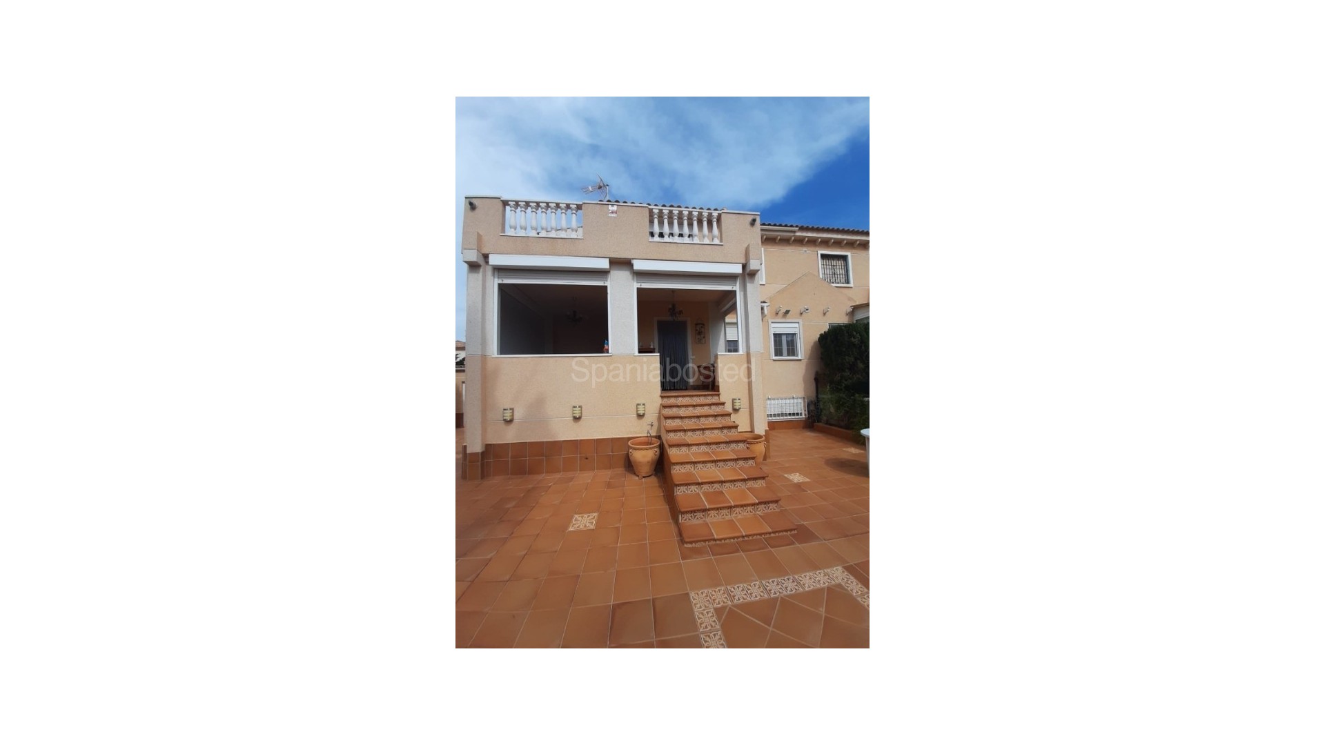 Bruktbolig - Rekkehus -
La Mata