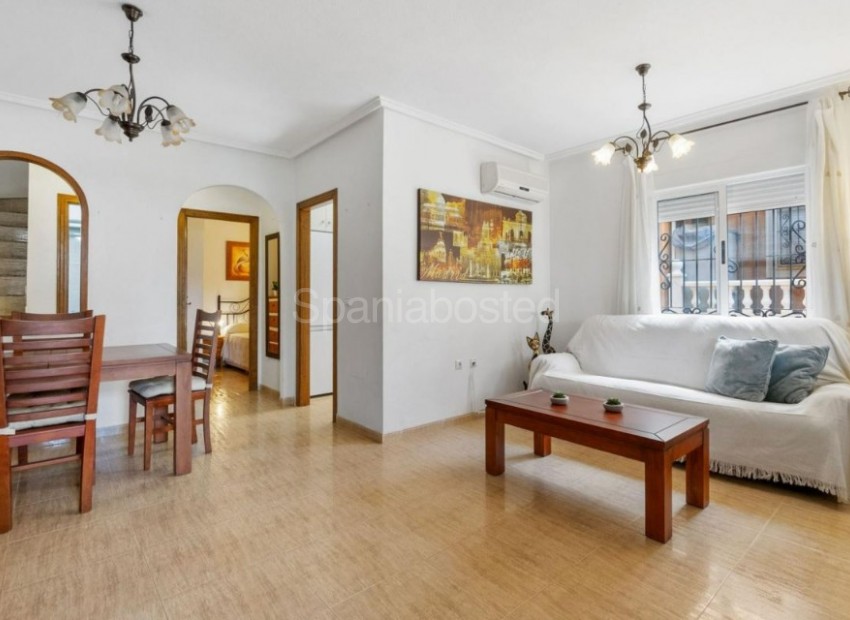 Bruktbolig - Rekkehus -
Orihuela Costa - Los Altos