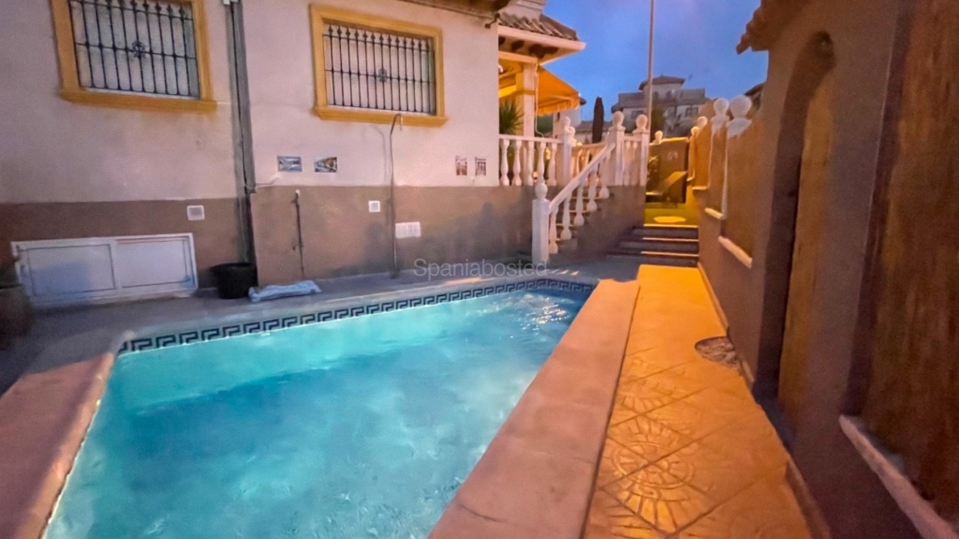 Bruktbolig - Rekkehus -
Orihuela Costa - Villamartin