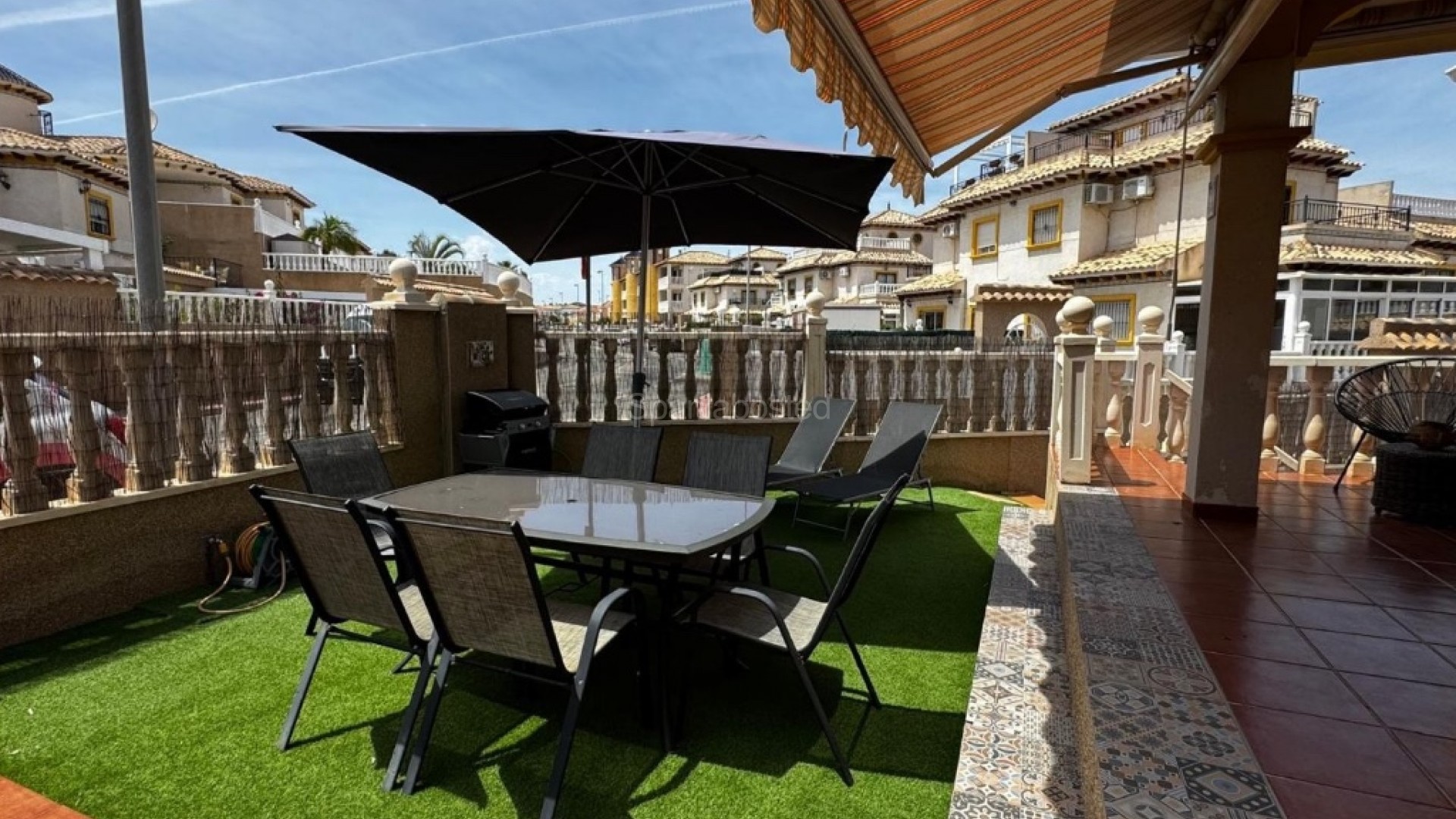 Bruktbolig - Rekkehus -
Orihuela Costa - Villamartin