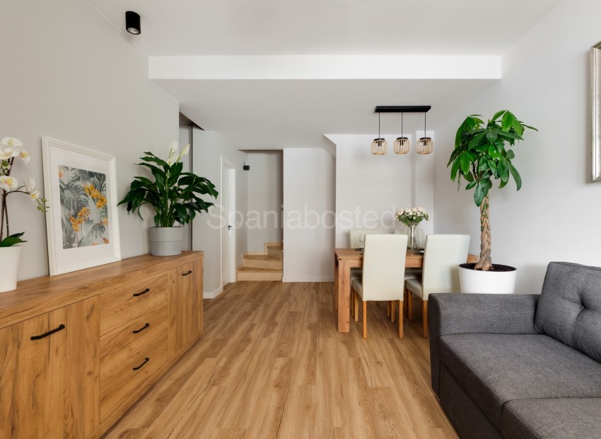 Bruktbolig - Rekkehus -
Orihuela Costa