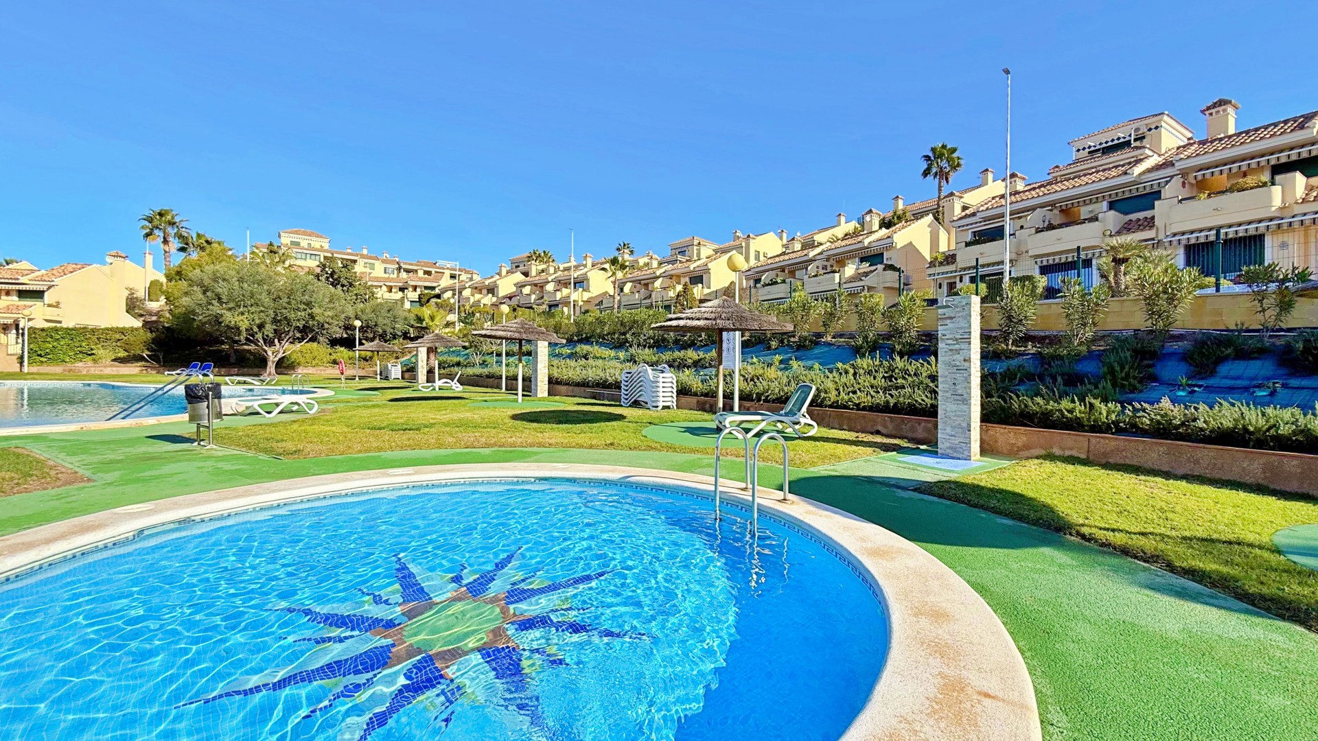 Bruktbolig - Rekkehus -
Orihuela - Orihuela Costa