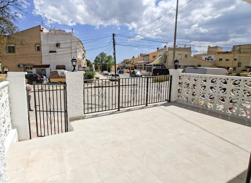 Bruktbolig - Rekkehus -
San Fulgencio - Urb. La Marina