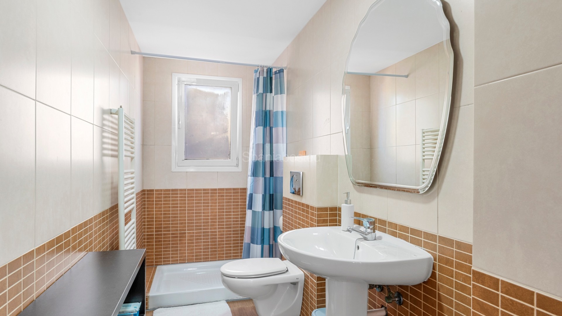 Bruktbolig - Villa -
Alfas del Pí