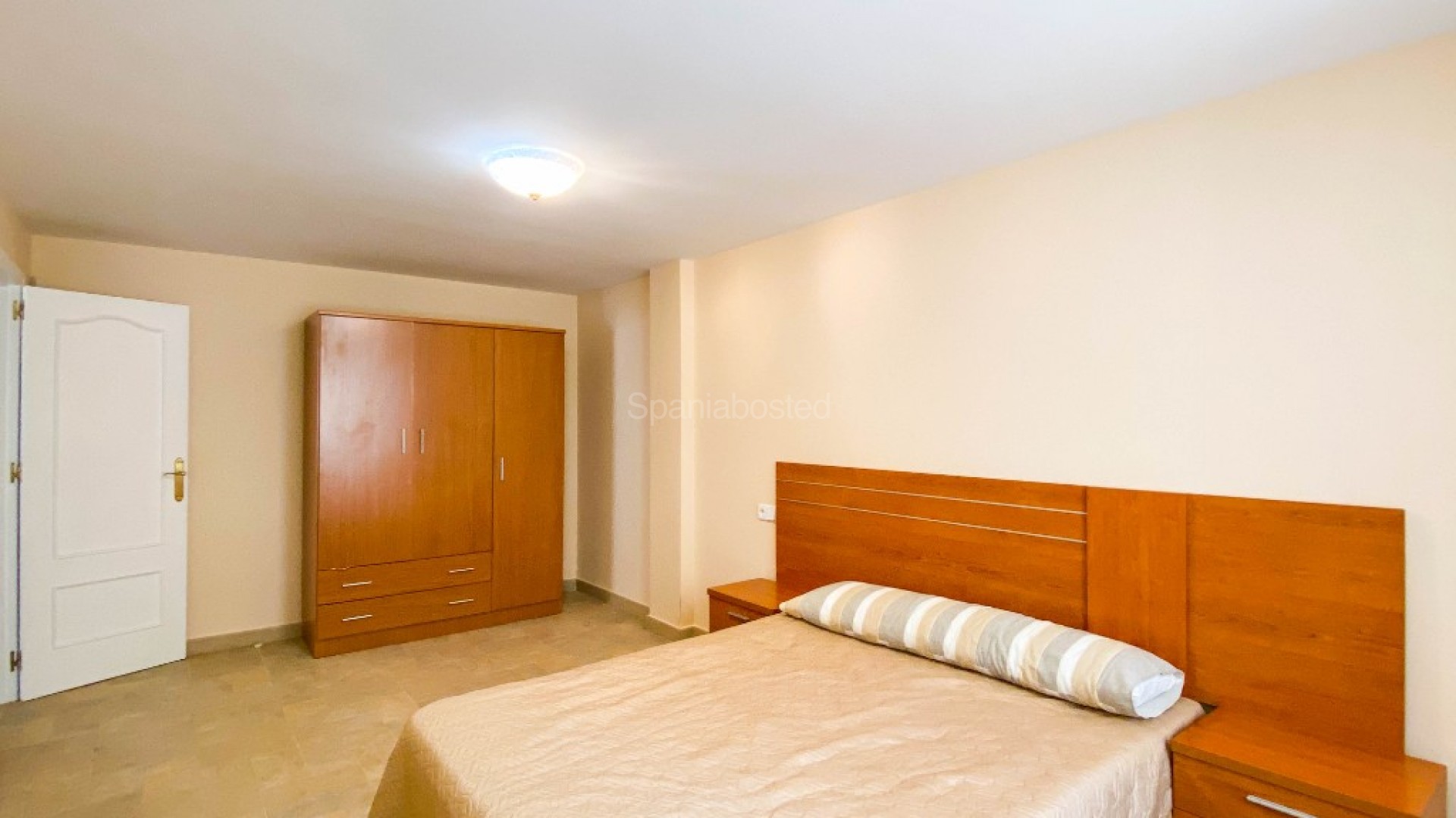 Bruktbolig - Villa -
Alicante - Villamartin