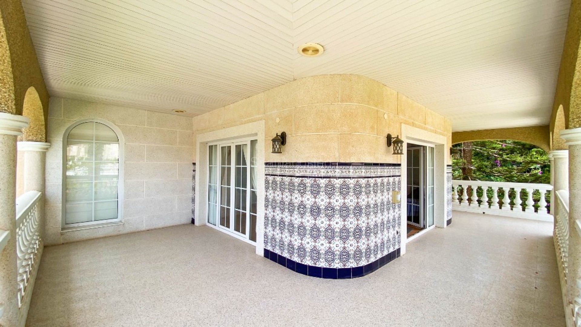 Bruktbolig - Villa -
Alicante - Villamartin