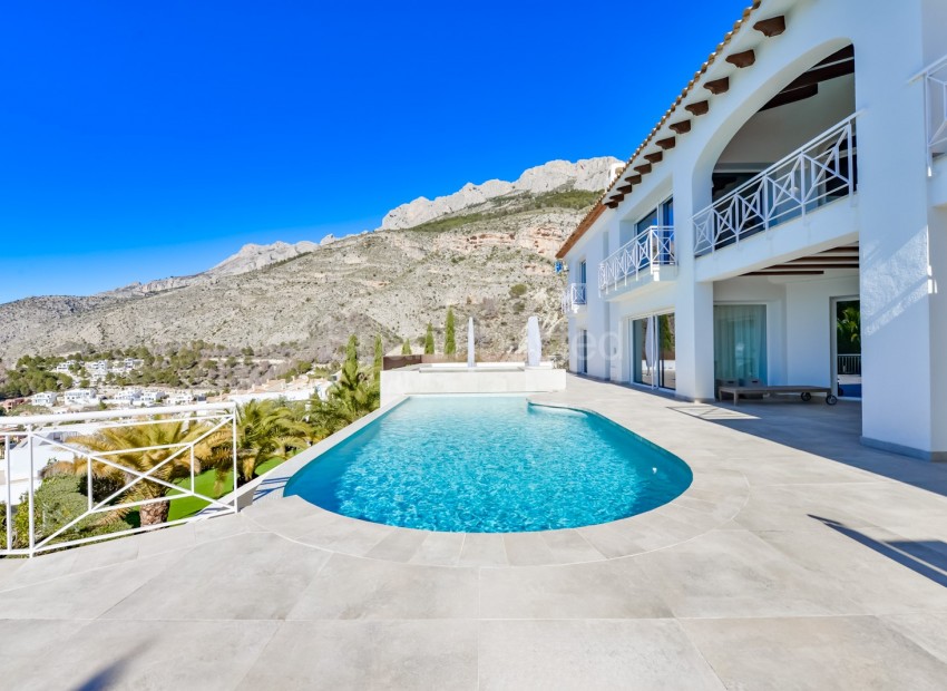 Bruktbolig - Villa -
Altea - Sierra de Altea