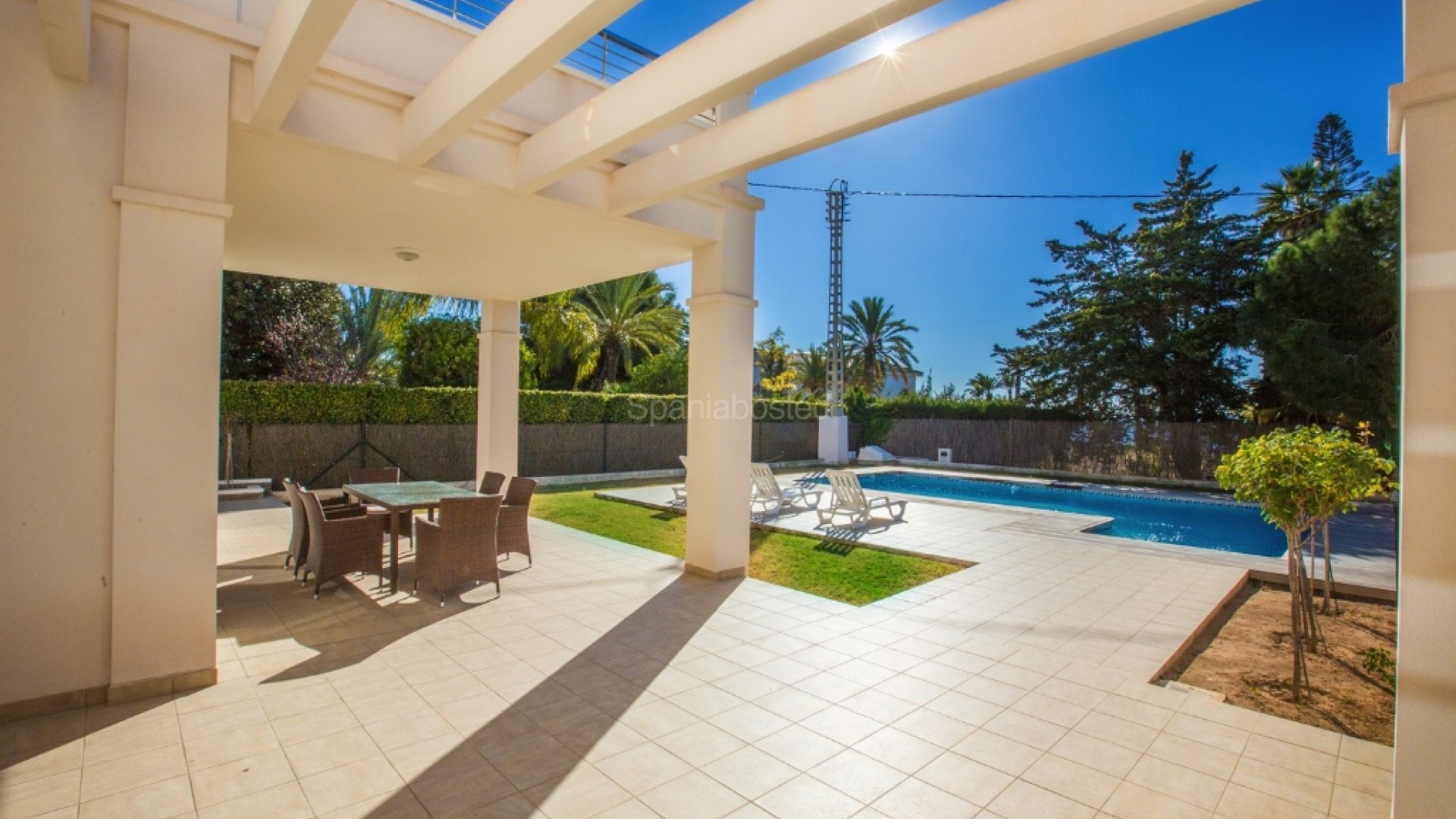 Bruktbolig - Villa -
Cabo Roig