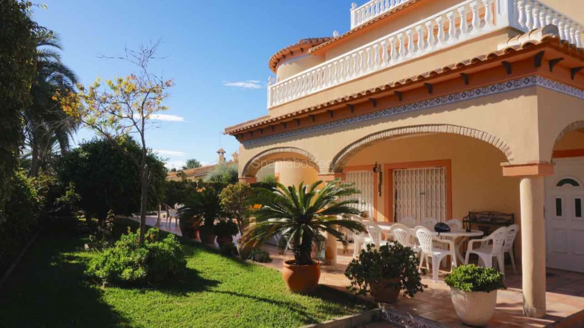 Bruktbolig - Villa -
Cabo Roig