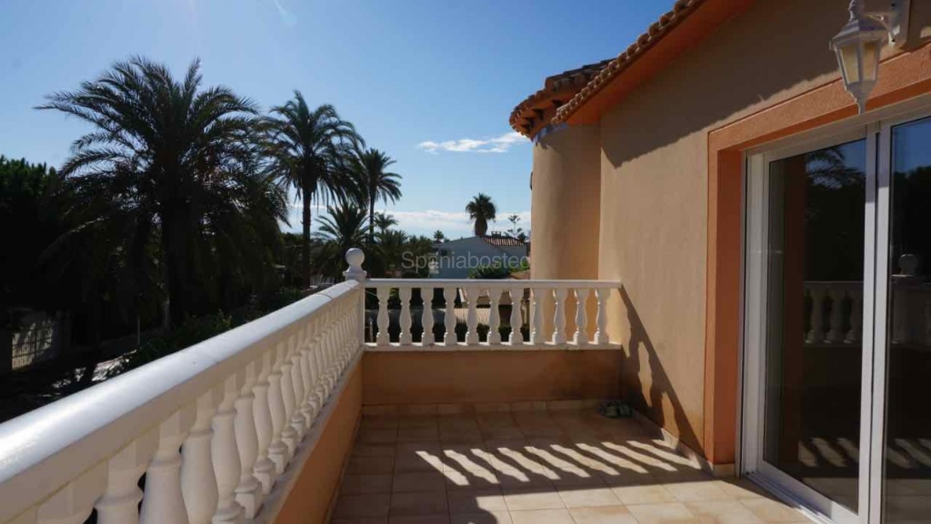 Bruktbolig - Villa -
Cabo Roig