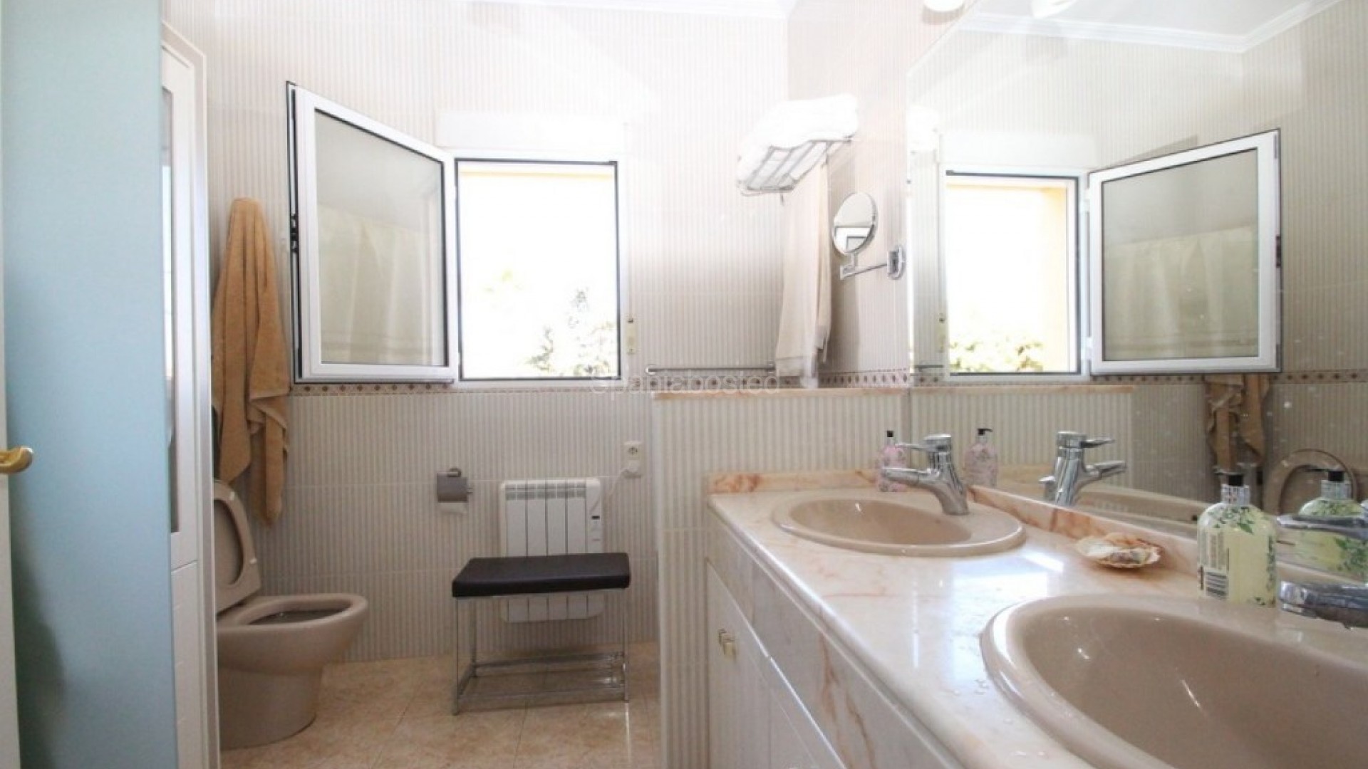 Bruktbolig - Villa -
Cabo Roig