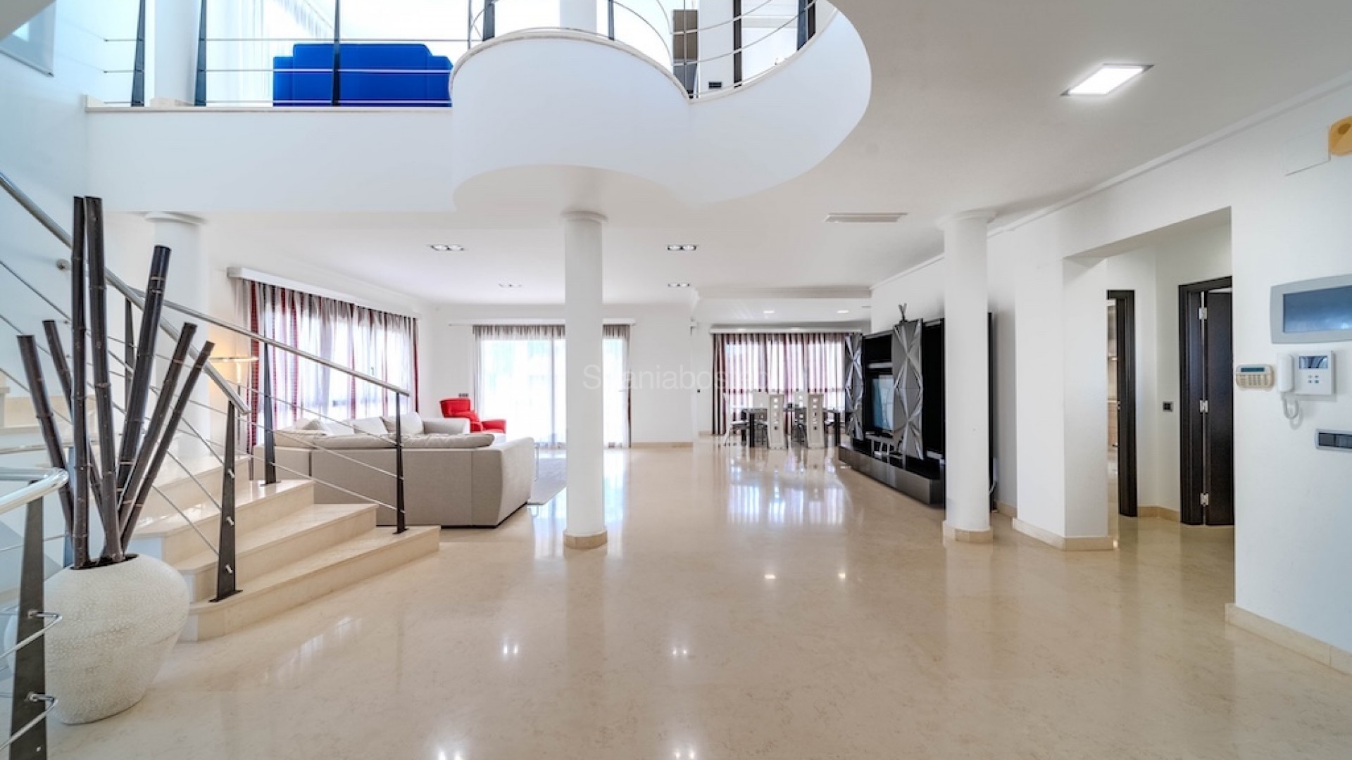 Bruktbolig - Villa -
Cabo Roig