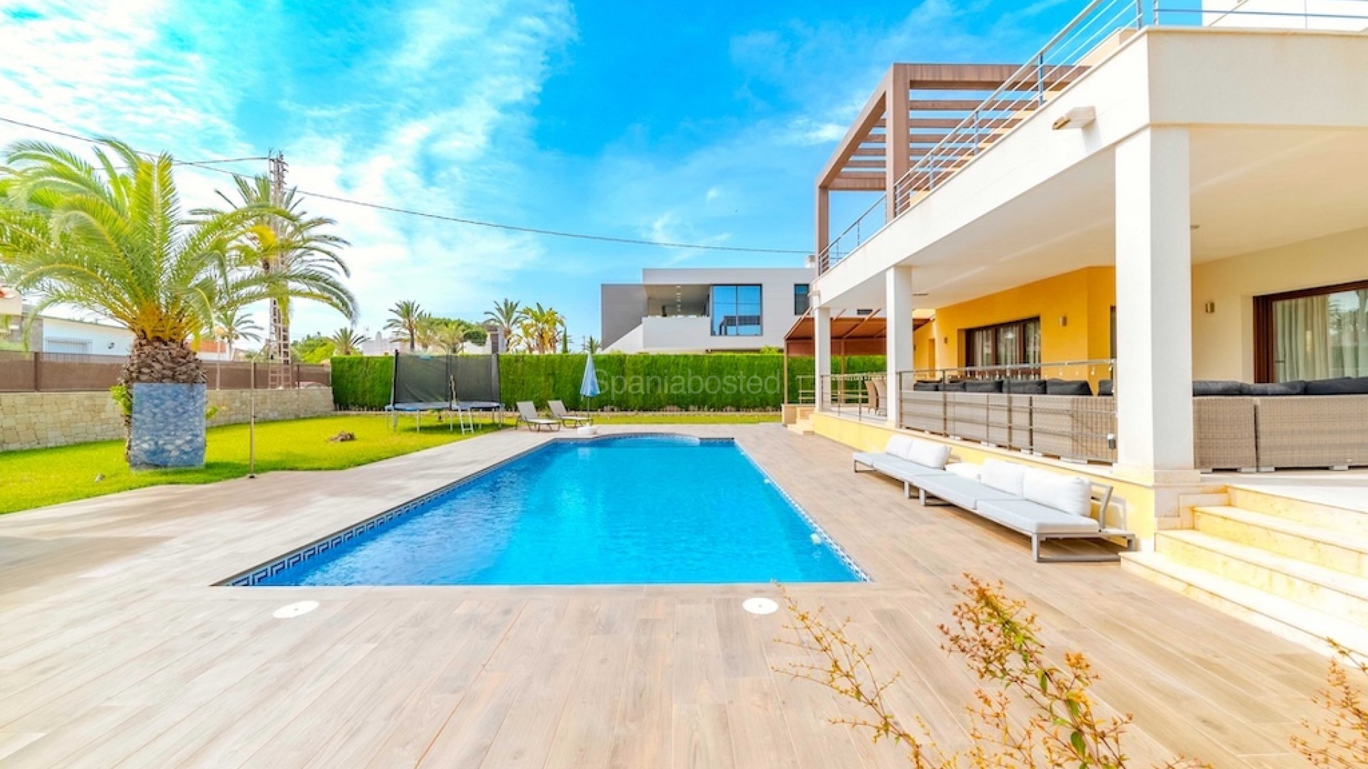 Bruktbolig - Villa -
Cabo Roig