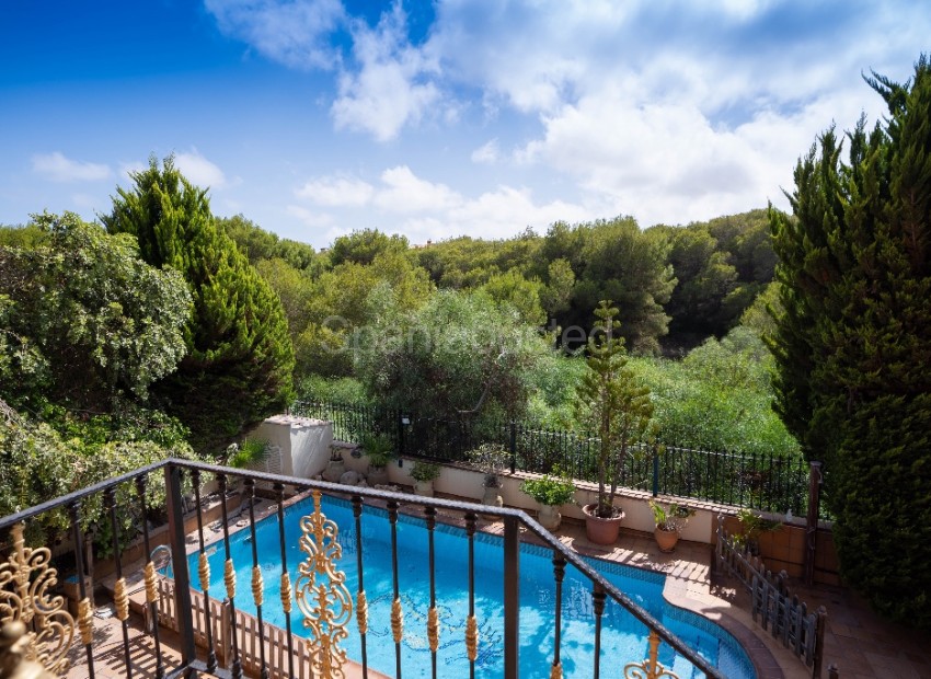 Bruktbolig - Villa -
Campoamor