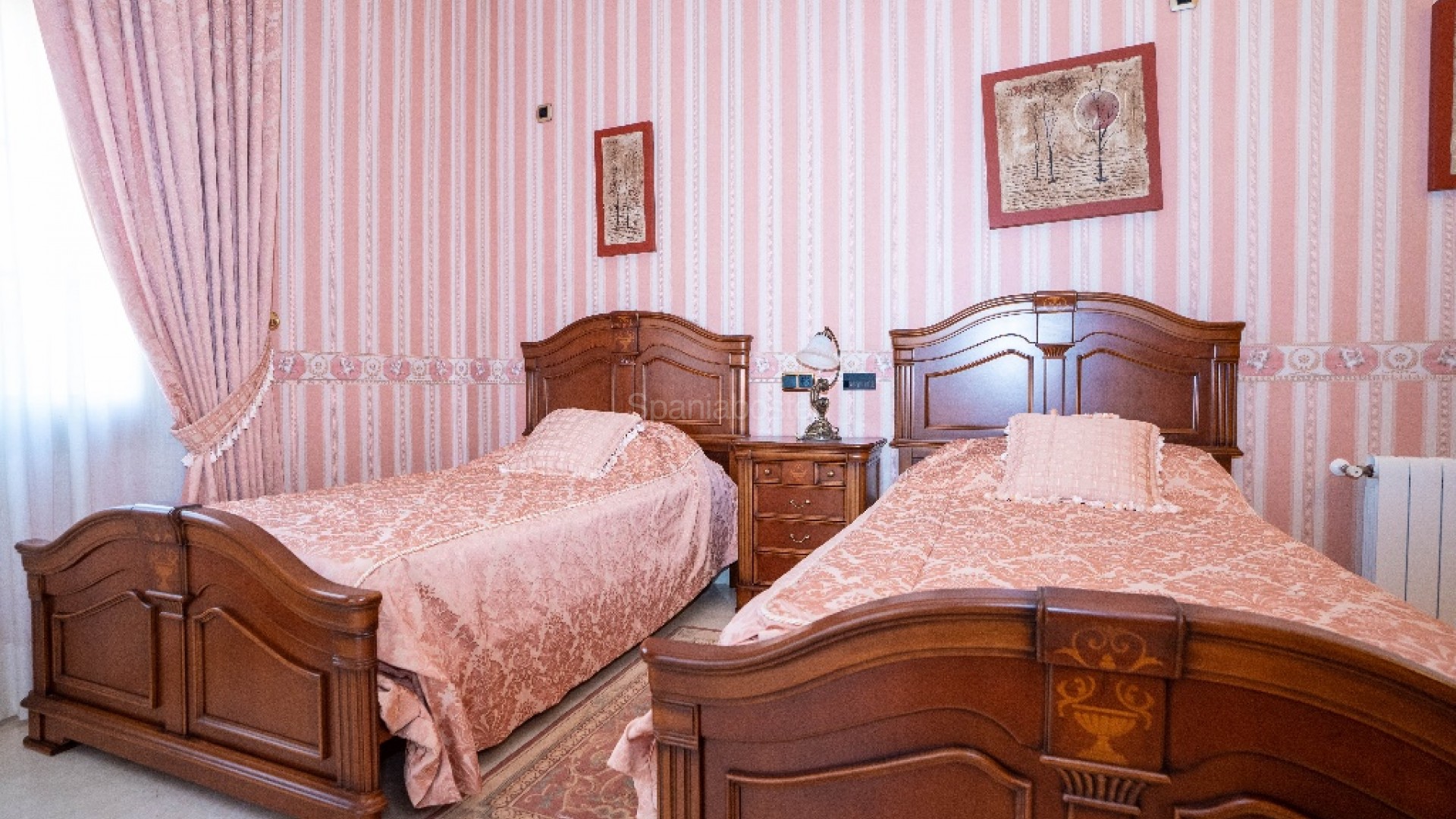 Bruktbolig - Villa -
Campoamor