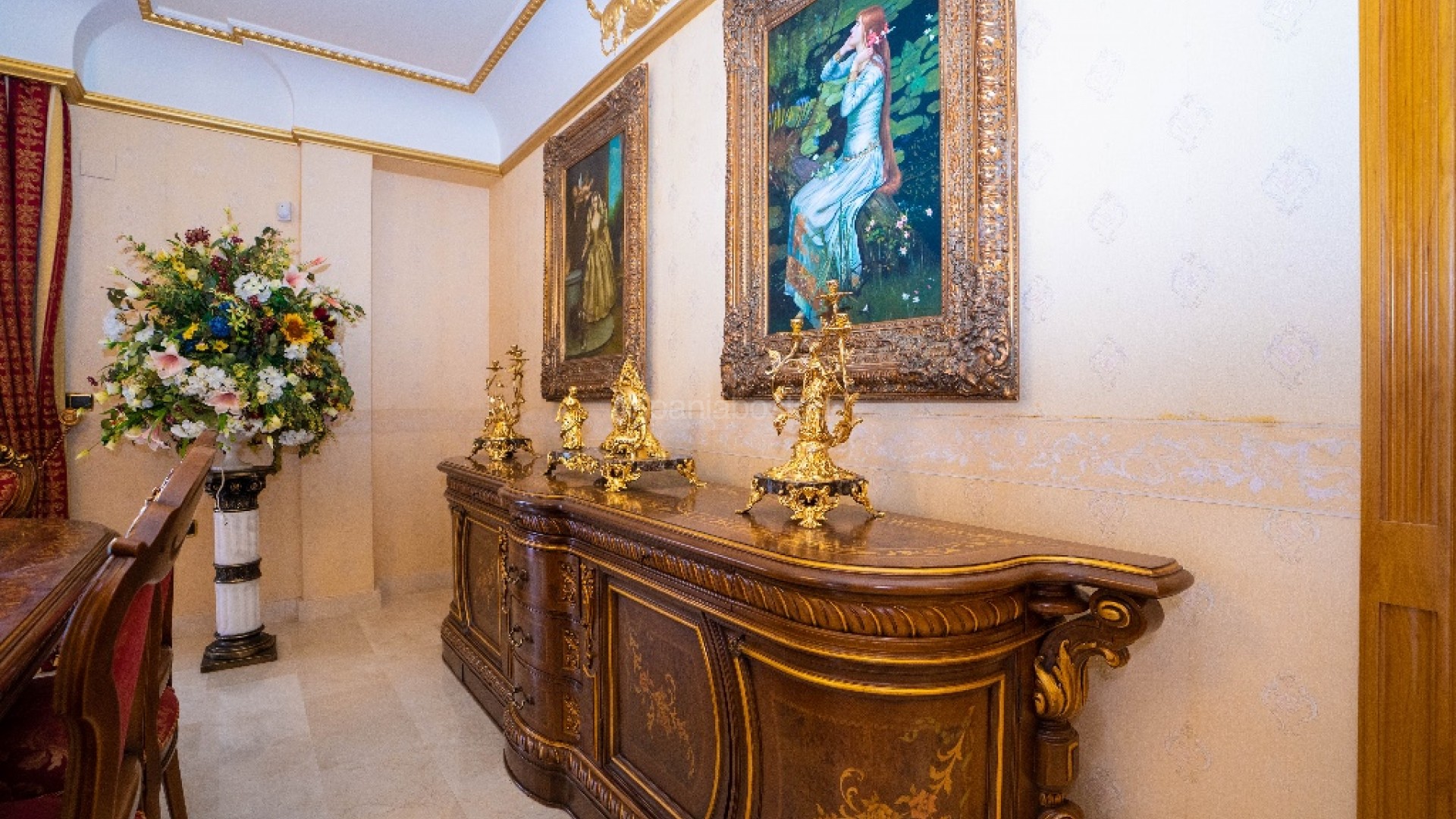 Bruktbolig - Villa -
Campoamor