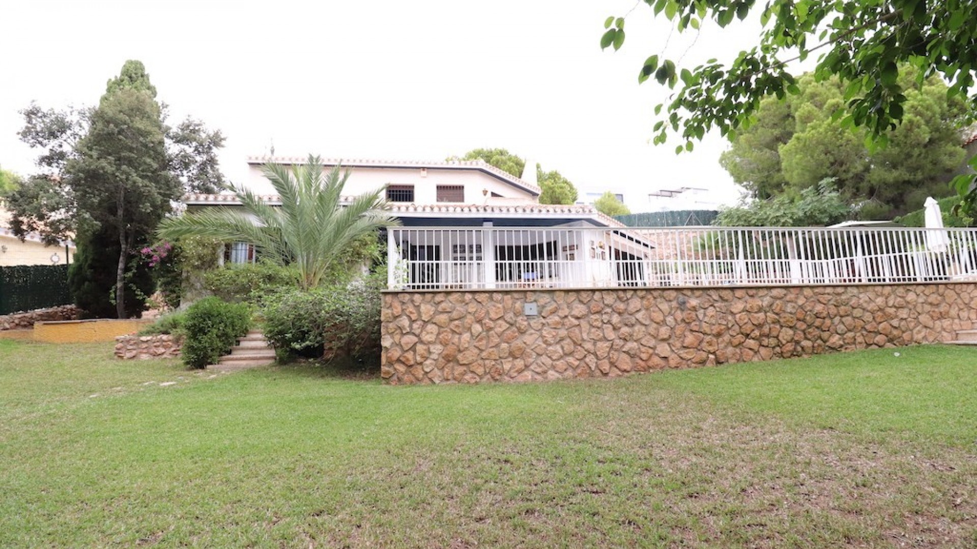 Bruktbolig - Villa -
Campoamor