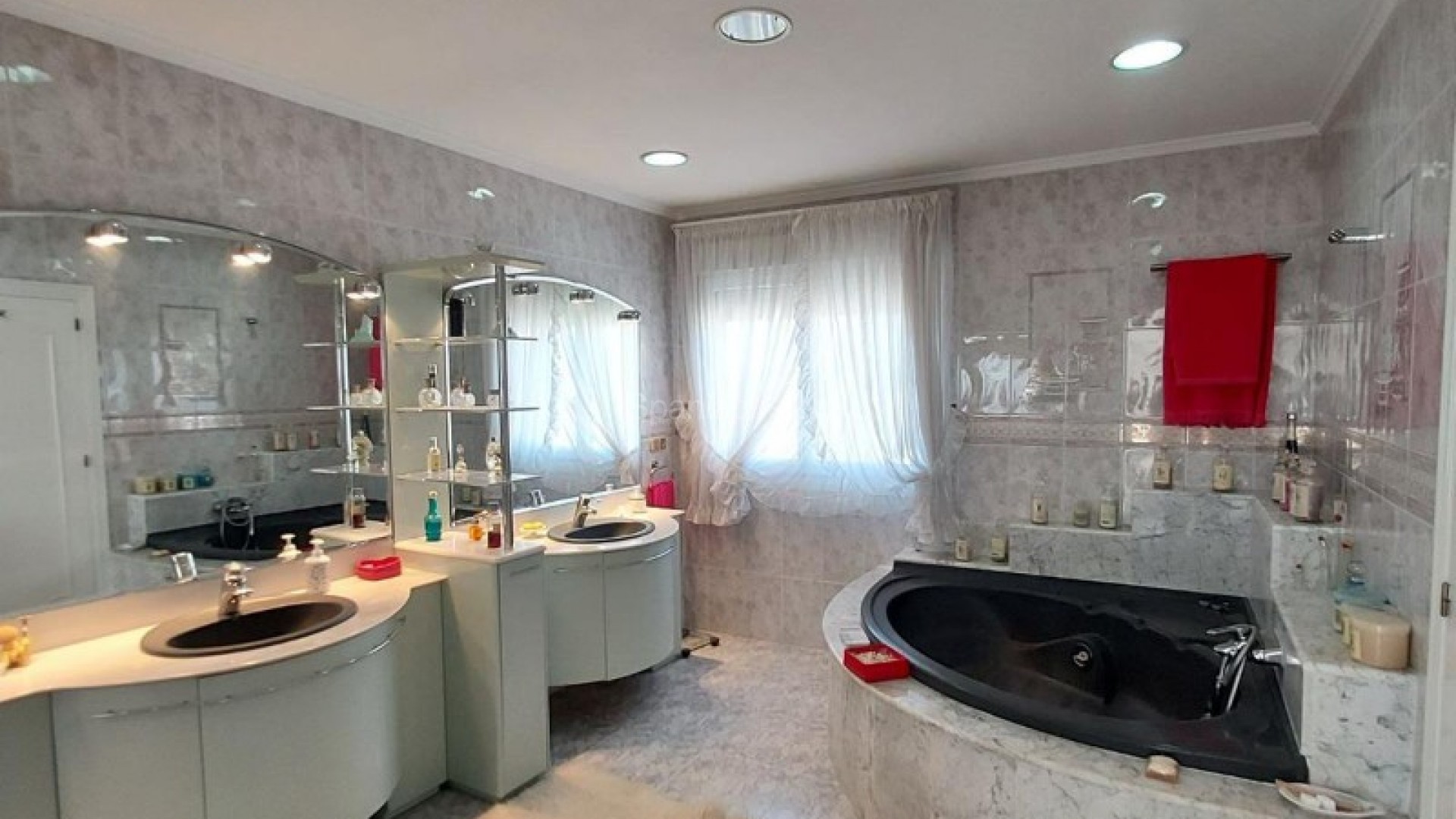 Bruktbolig - Villa -
Campoamor