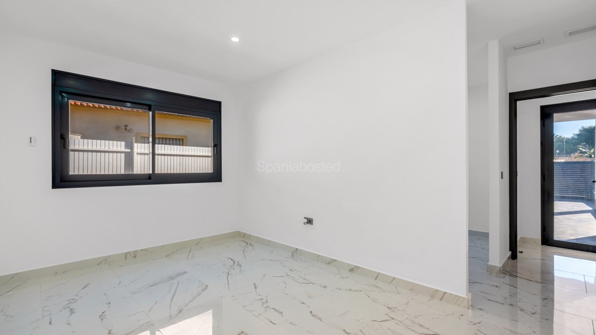 Bruktbolig - Villa -
Campoamor