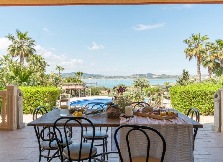 Bruktbolig - Villa -
Costa Blanca - Orihuela Costa