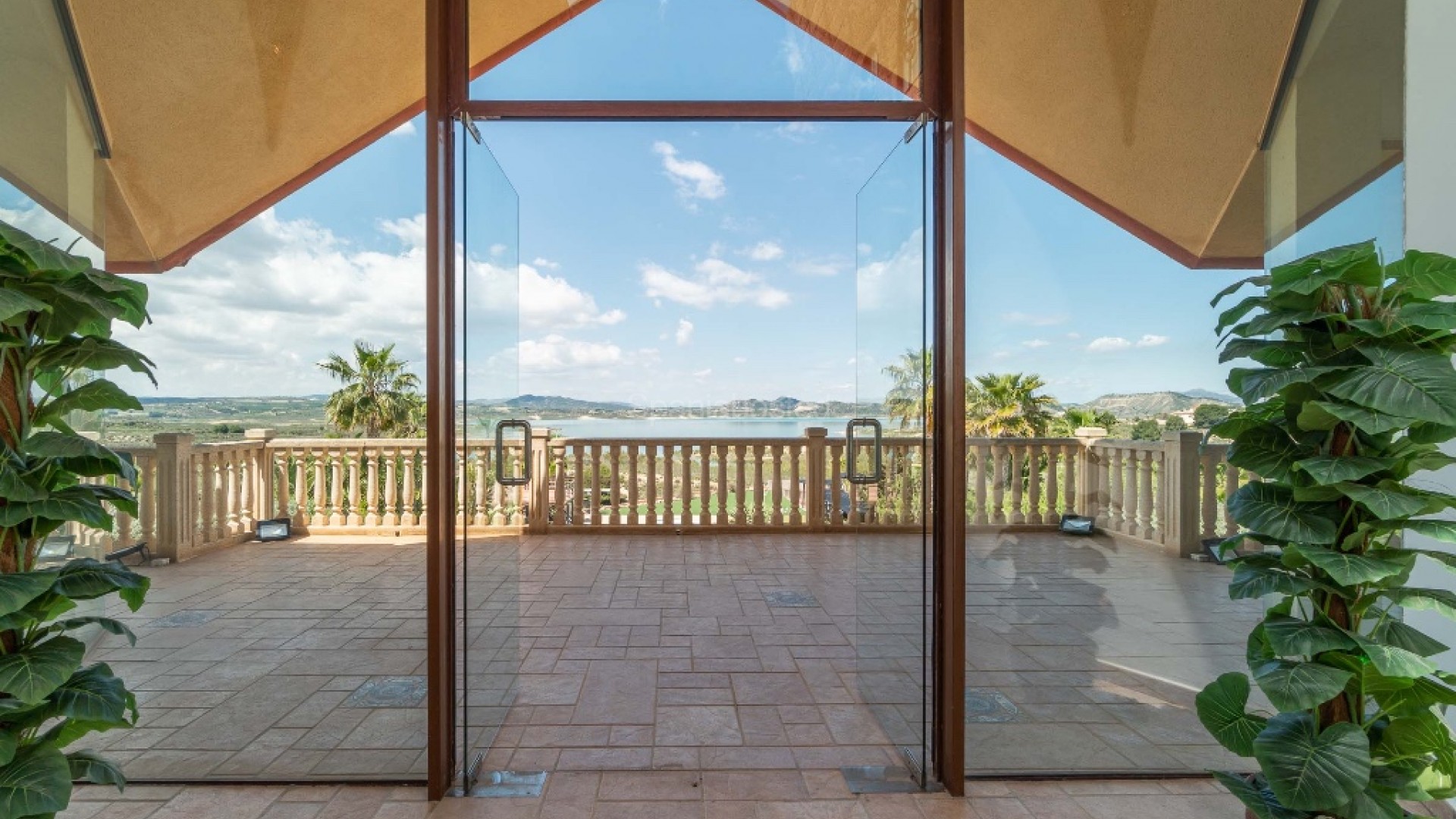 Bruktbolig - Villa -
Costa Blanca - Orihuela Costa