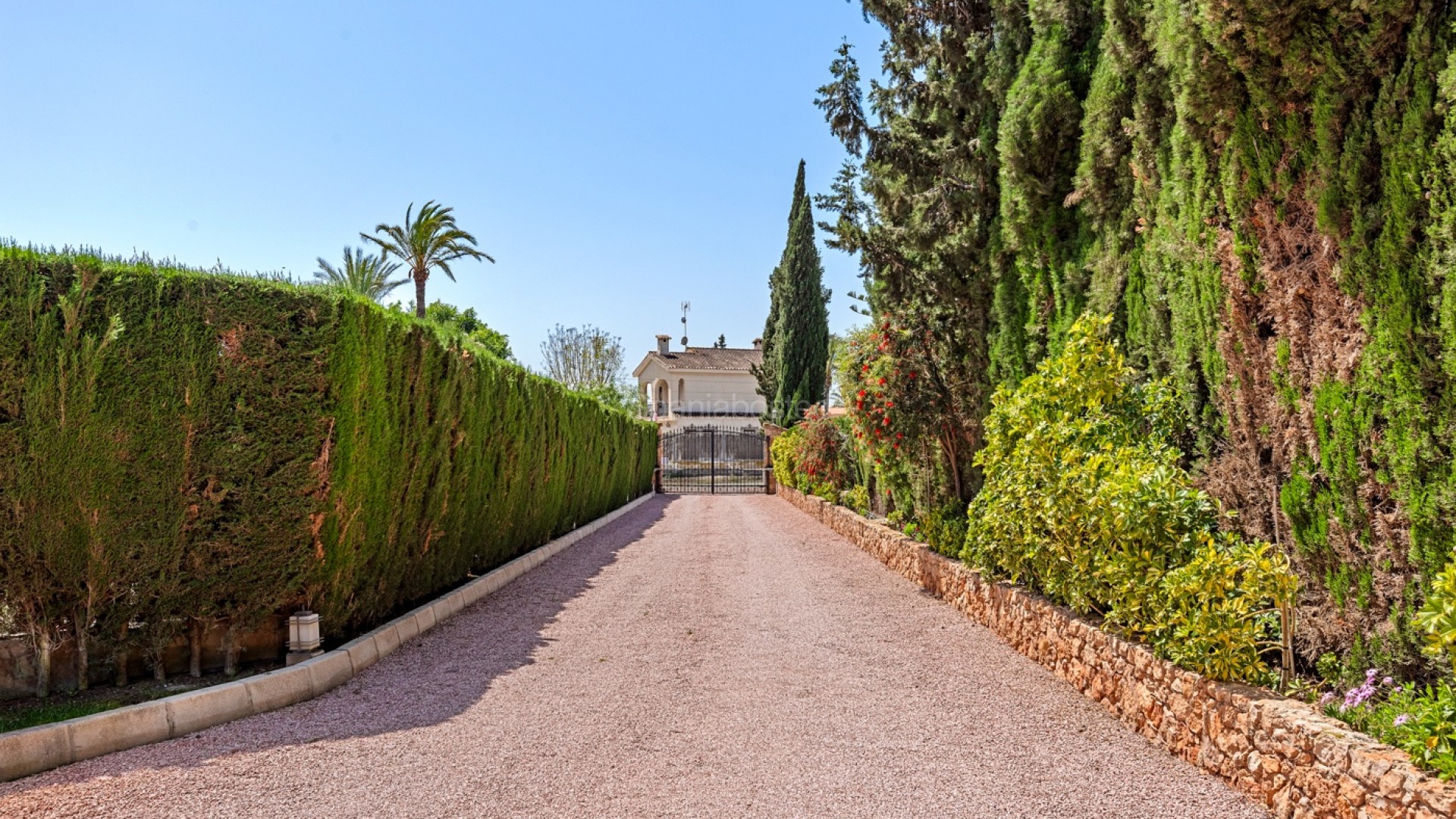 Bruktbolig - Villa -
Elche/Elx