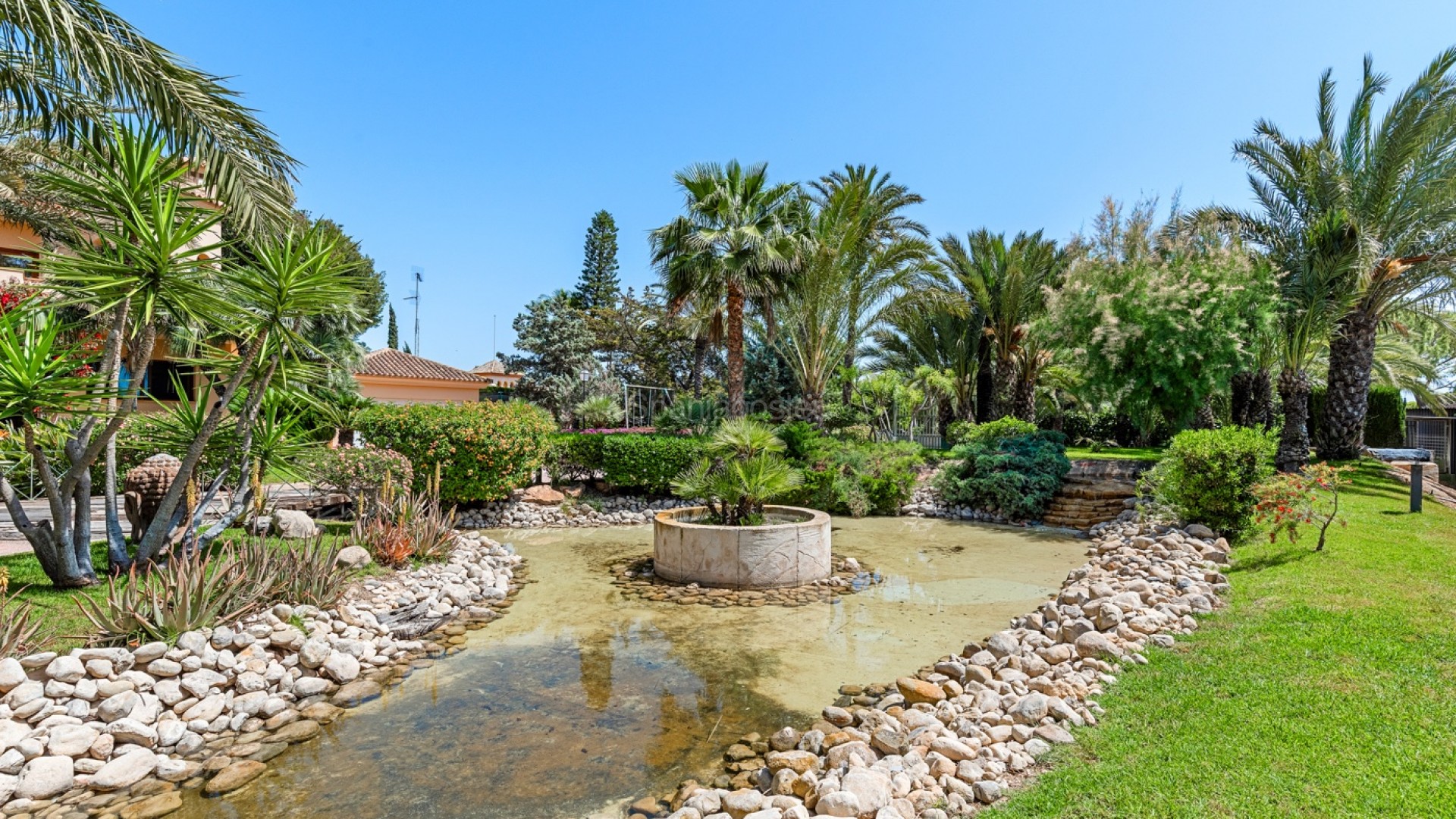 Bruktbolig - Villa -
Elche/Elx