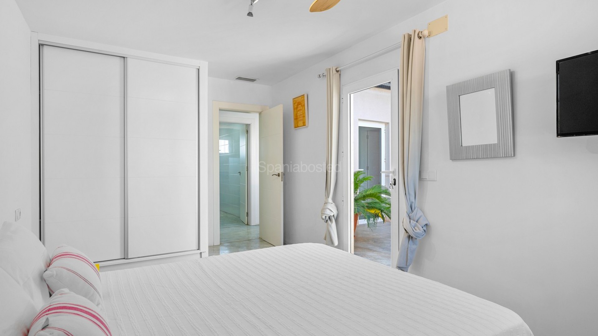 Bruktbolig - Villa -
Elche/Elx