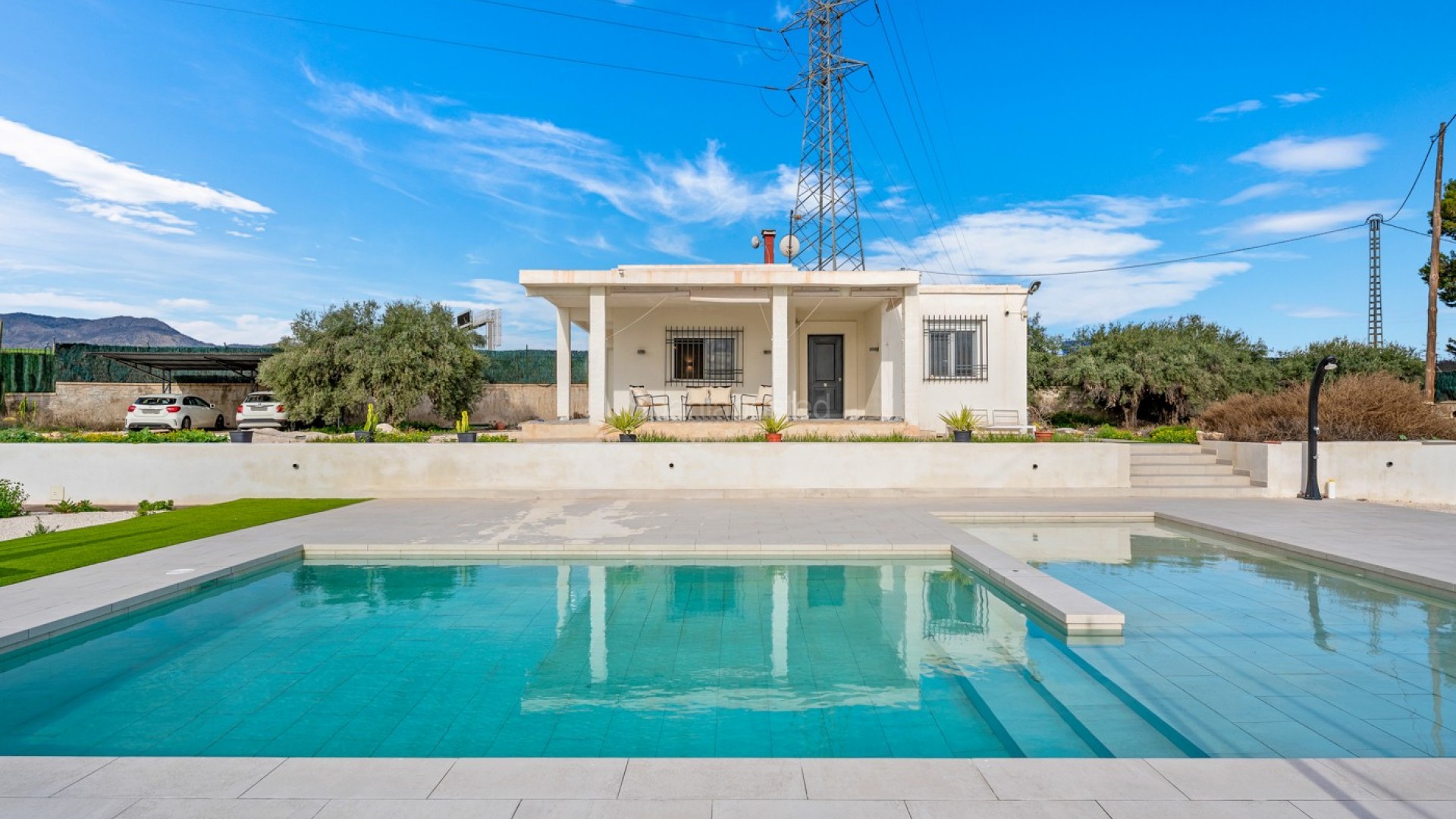 Bruktbolig - Villa -
Elche/Elx