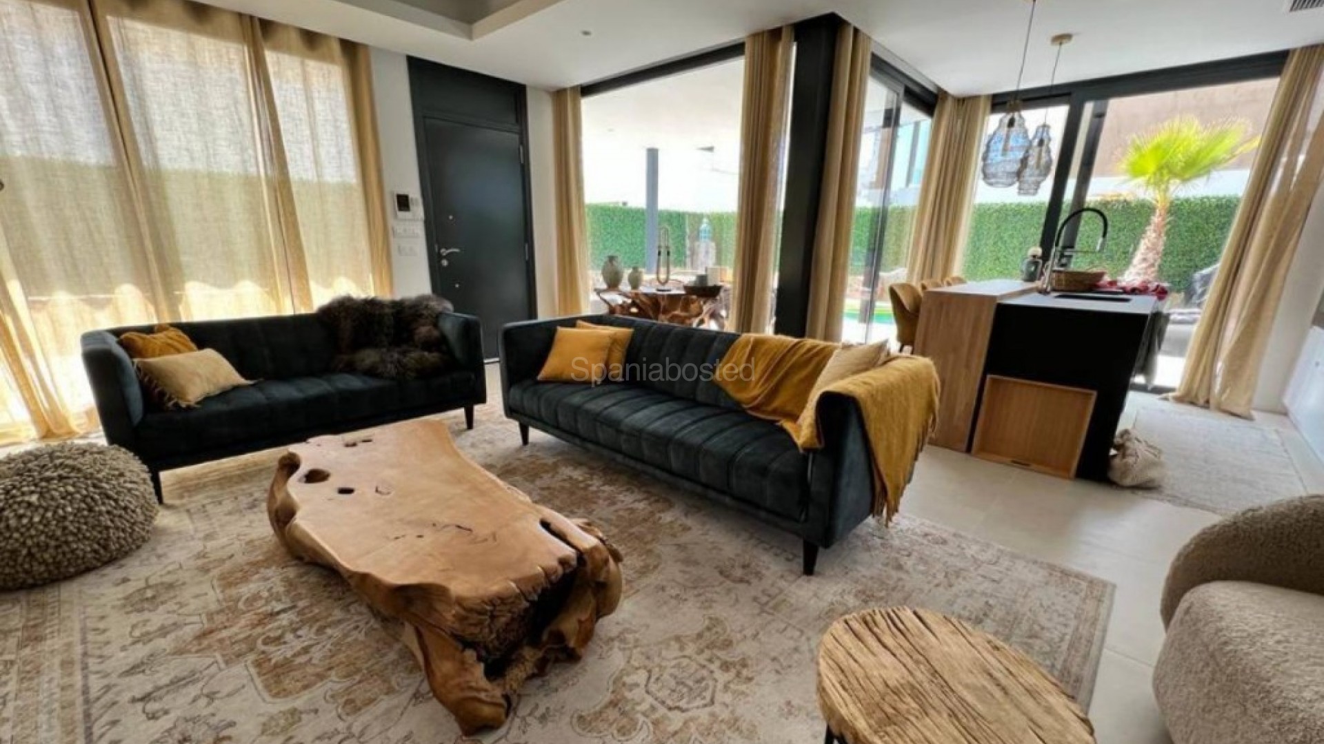 Bruktbolig - Villa -
Finestrat