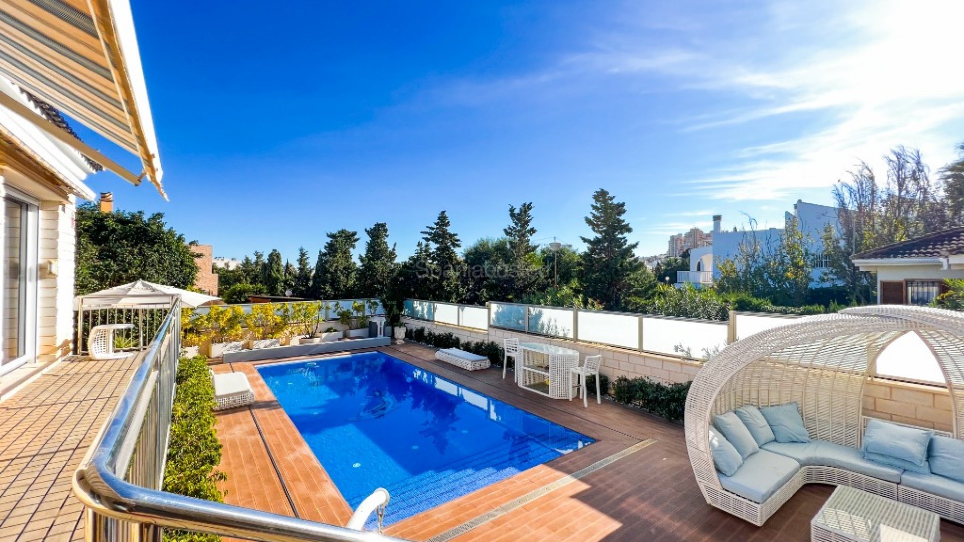 Bruktbolig - Villa -
La Mata