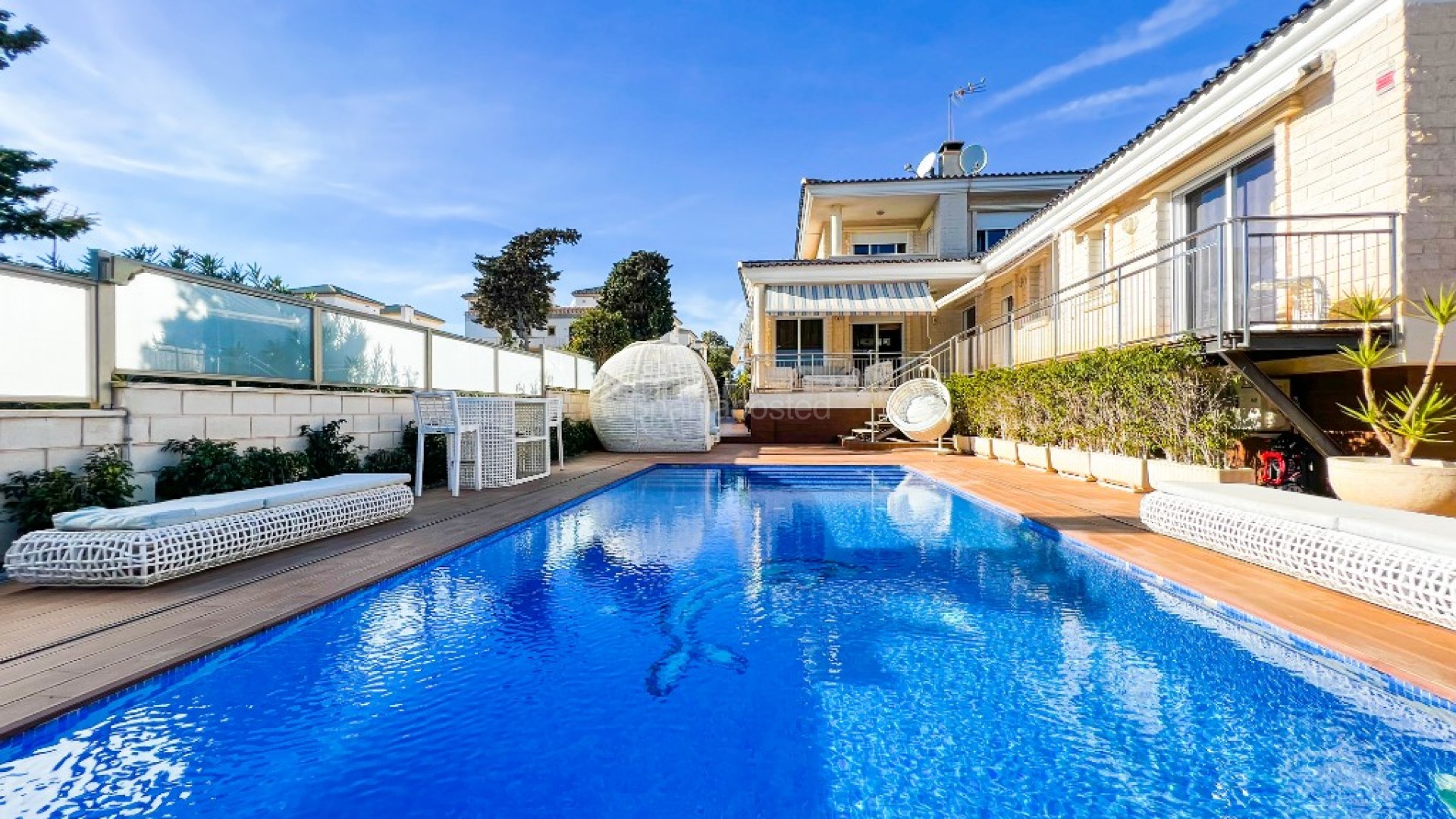 Bruktbolig - Villa -
La Mata