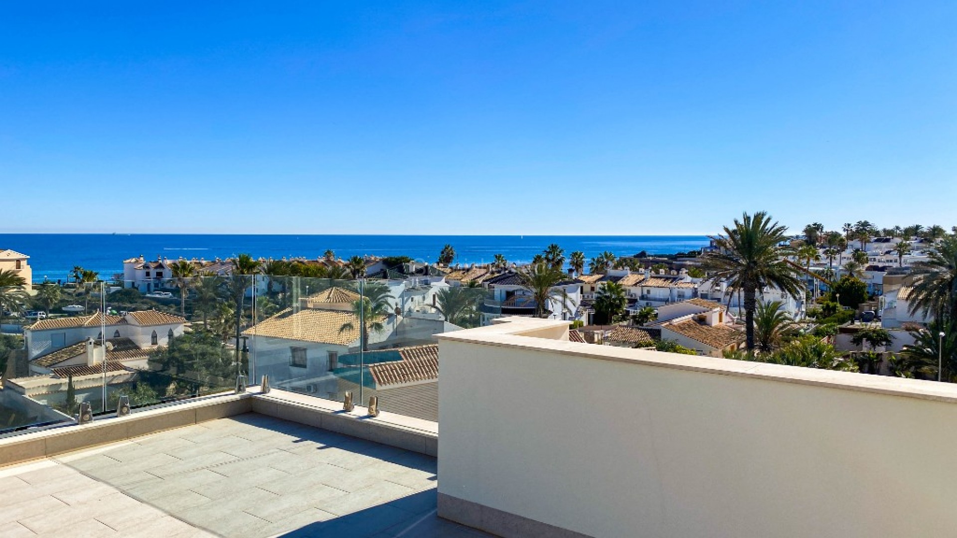 Bruktbolig - Villa -
La Zenia