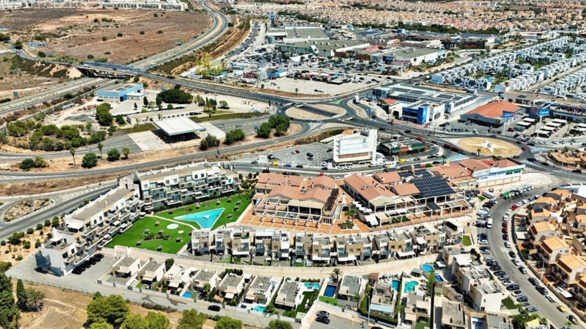 Bruktbolig - Villa -
La Zenia